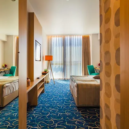 Marina Hotel