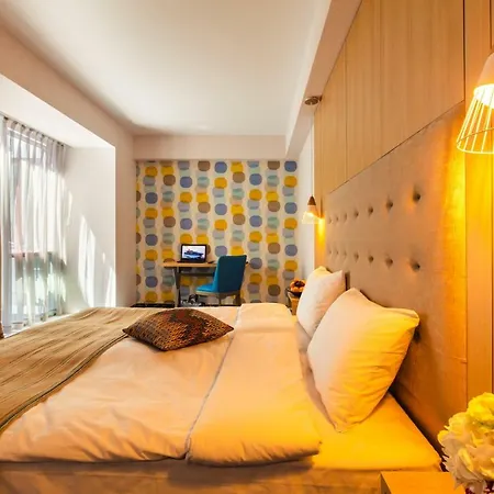 Marina Hotel 3*